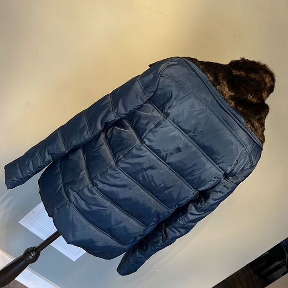 Kenneth Cole Faux Fur Jacket  NEW - Picture 5 of 5